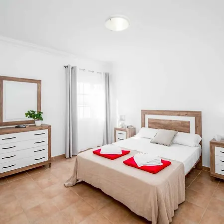 Pargo Villa Playa Blanca